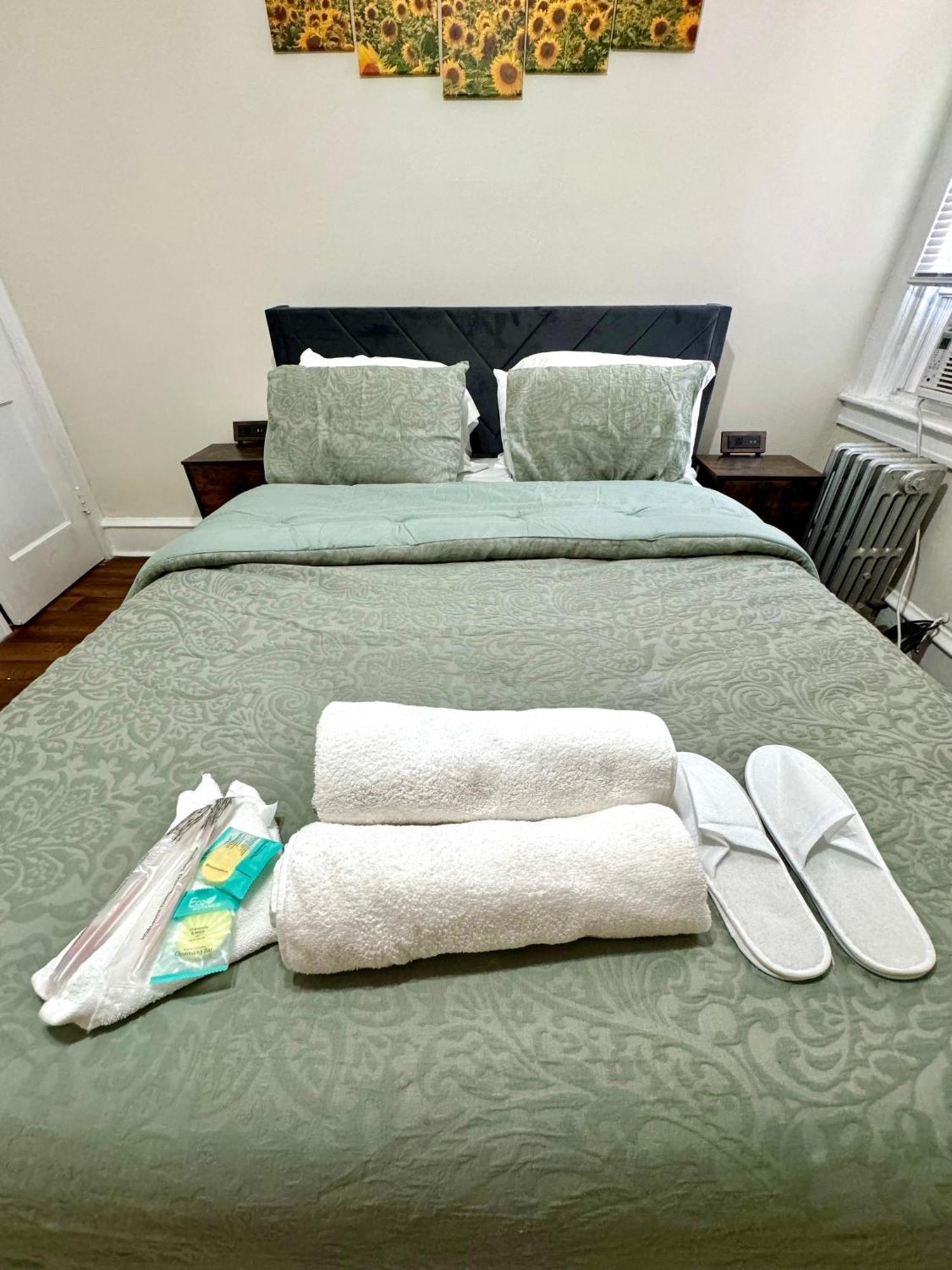A Perfect Place To Call Home, Free Parking At Time Holiday home Philadelphia